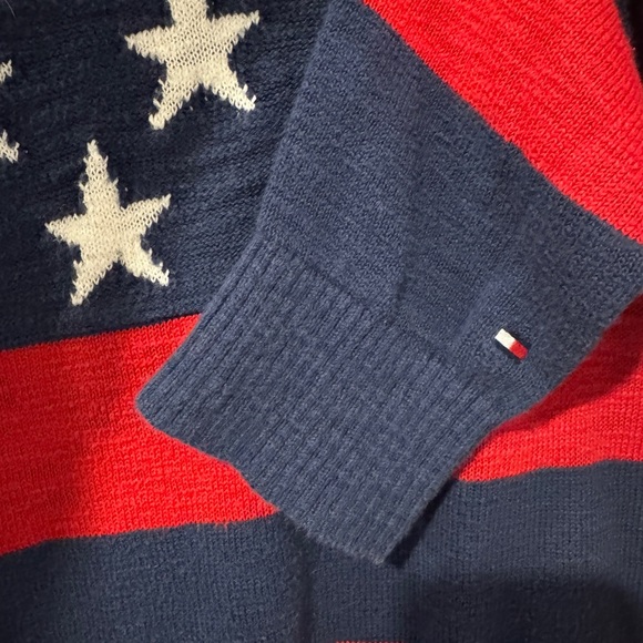 Tommy Hilfiger Men's Navy and Red Striped Crewneck Sweater - Picture 2 of 5